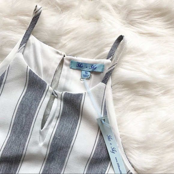 She + Sky | Striped Lined Shift Dress with Front Keyhole and Ruffle Hem | Small - Picture 5 of 7